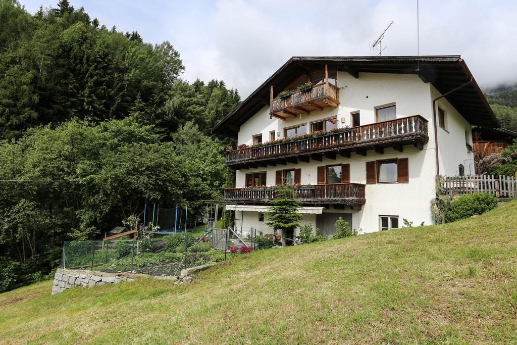 Apartamento Bauernof Mittermüller Velturno Exterior foto